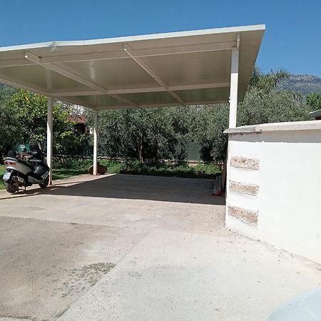 Vila Casa Turrame Carini Pokoj fotografie